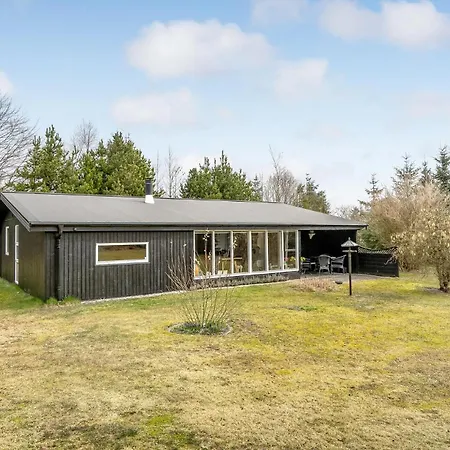 Holiday home In With Wifi *